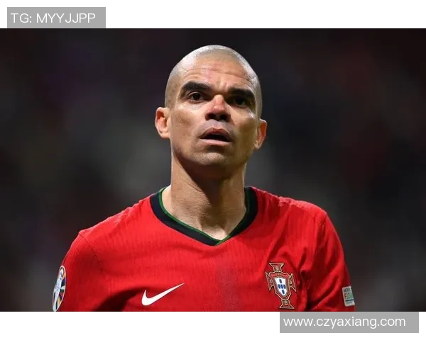 头发染色的足球明星们如何通过个性化造型展现自我风格与球场魅力 头发染色的足球明星们如何通过个性化造型展现自我风格与球场魅力