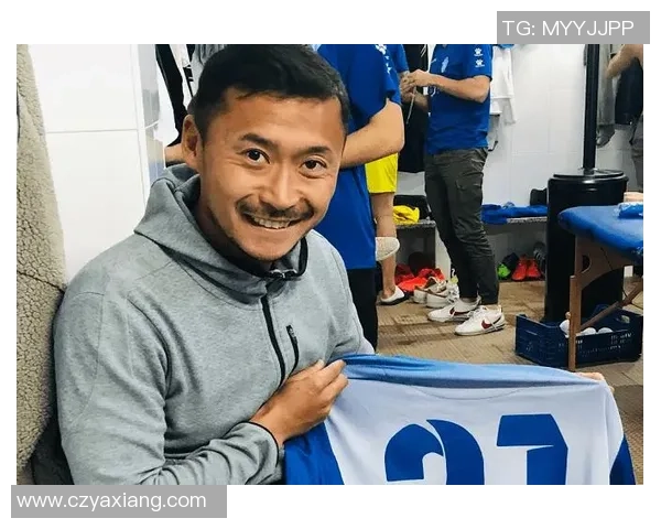 足球明星与中国女友的浪漫故事在烟台绽放青春魅力