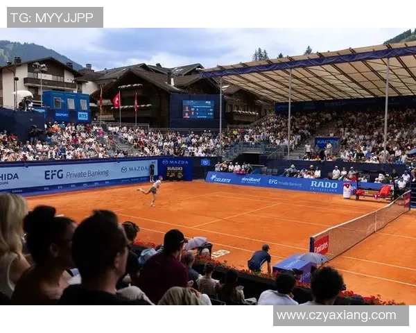 深度对话：探寻周强在网球赛场上的奋斗与成长历程