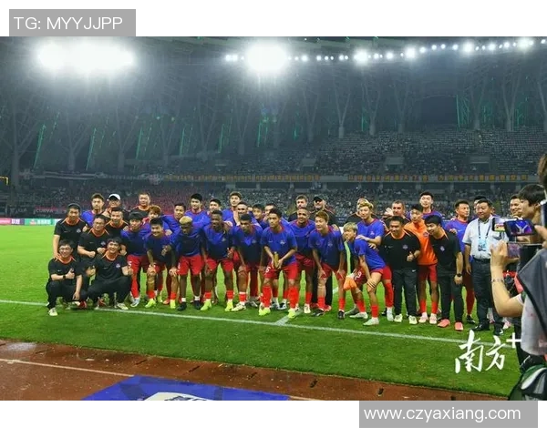 足球明星如何运用过人技巧征服赛场与球迷的心灵 足球明星如何运用过人技巧征服赛场与球迷的心灵